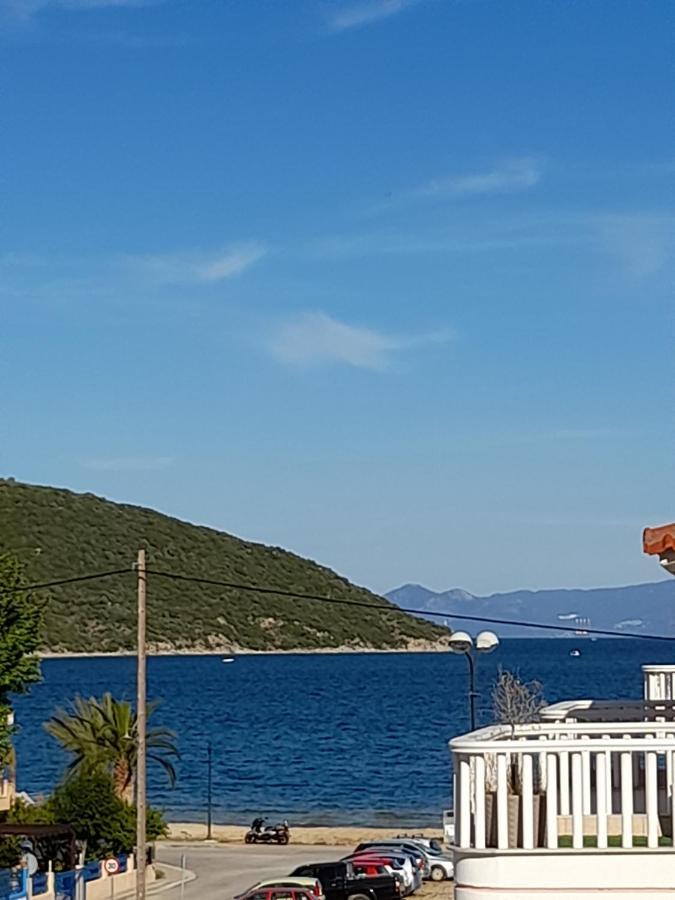 Apartmán El Sol Néa Péramos Exteriér fotografie