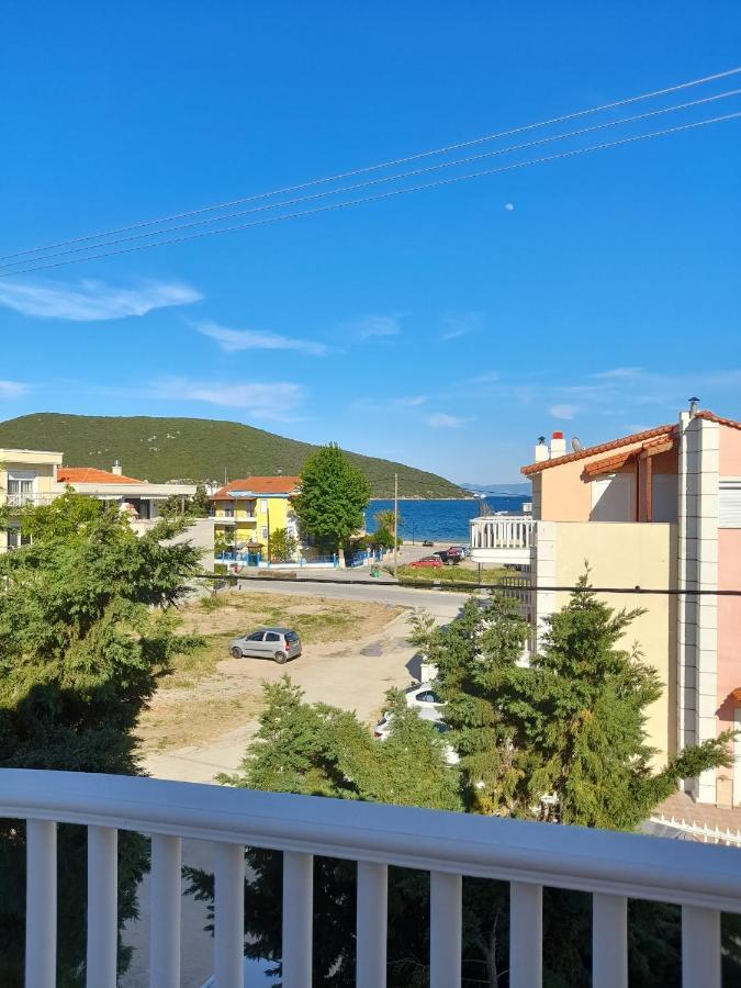 Apartmán El Sol Néa Péramos Exteriér fotografie