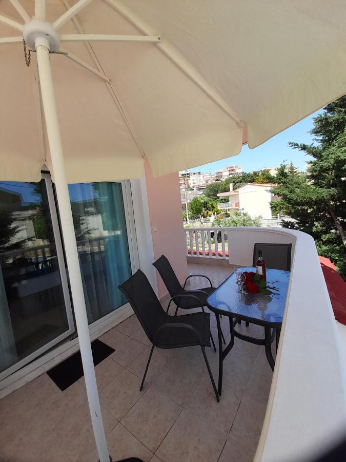 Apartmán El Sol Néa Péramos Exteriér fotografie