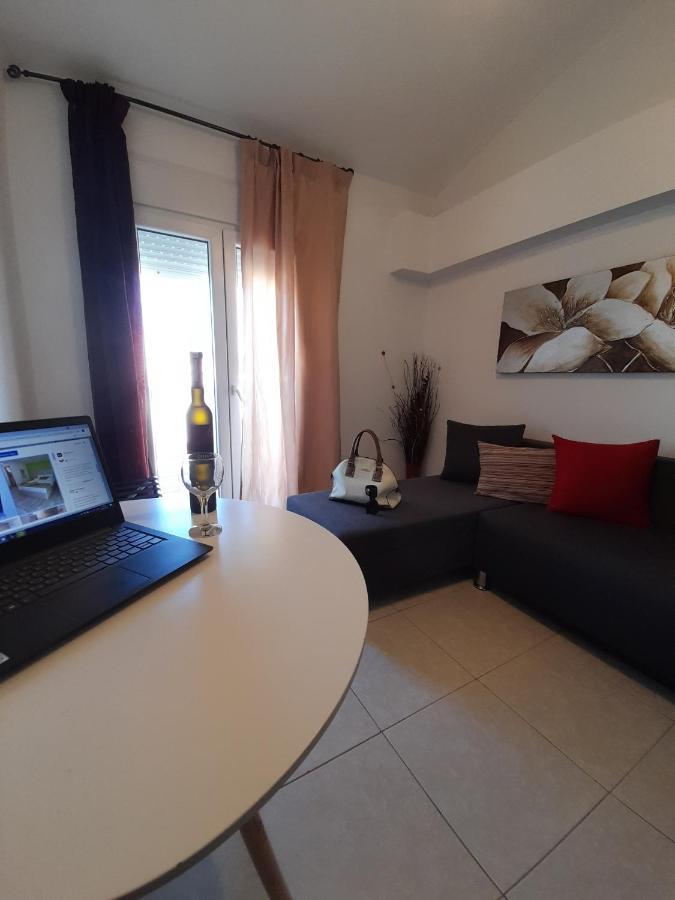 Apartmán El Sol Néa Péramos Exteriér fotografie