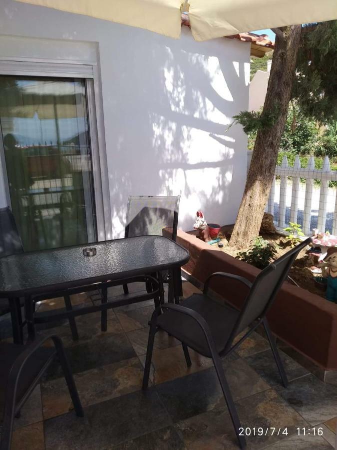 Apartmán El Sol Néa Péramos Exteriér fotografie
