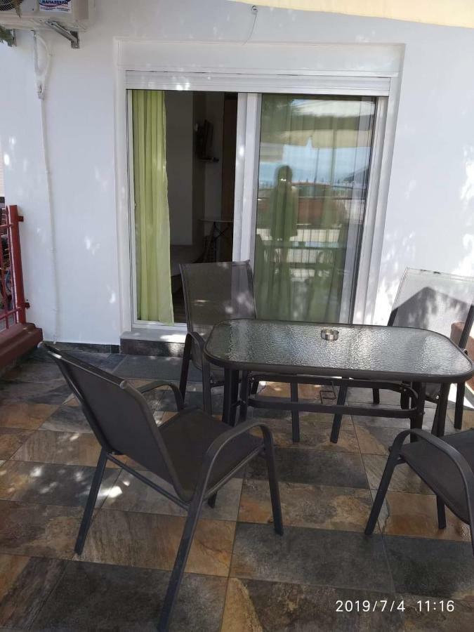 Apartmán El Sol Néa Péramos Exteriér fotografie