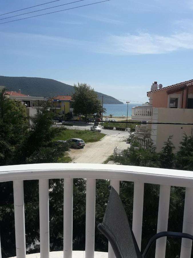 Apartmán El Sol Néa Péramos Exteriér fotografie