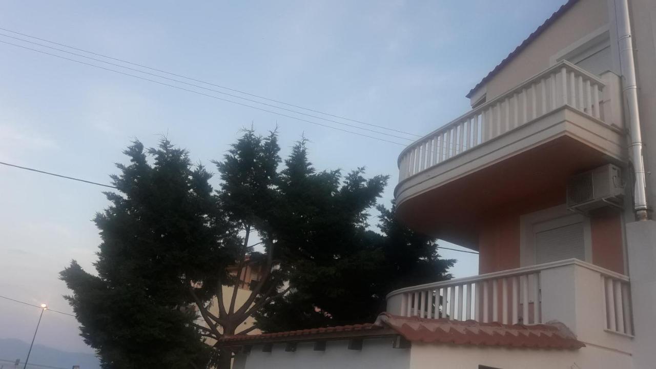 Apartmán El Sol Néa Péramos Exteriér fotografie
